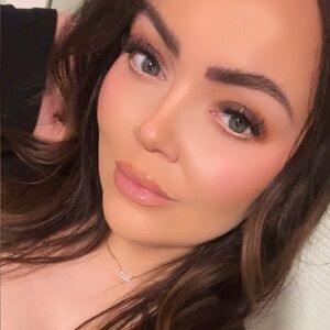 Meet your Posher, Meghan